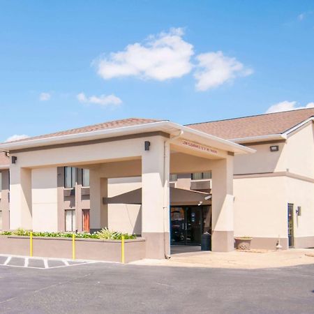Howard Johnson By Wyndham Scott Lafayette מראה חיצוני תמונה