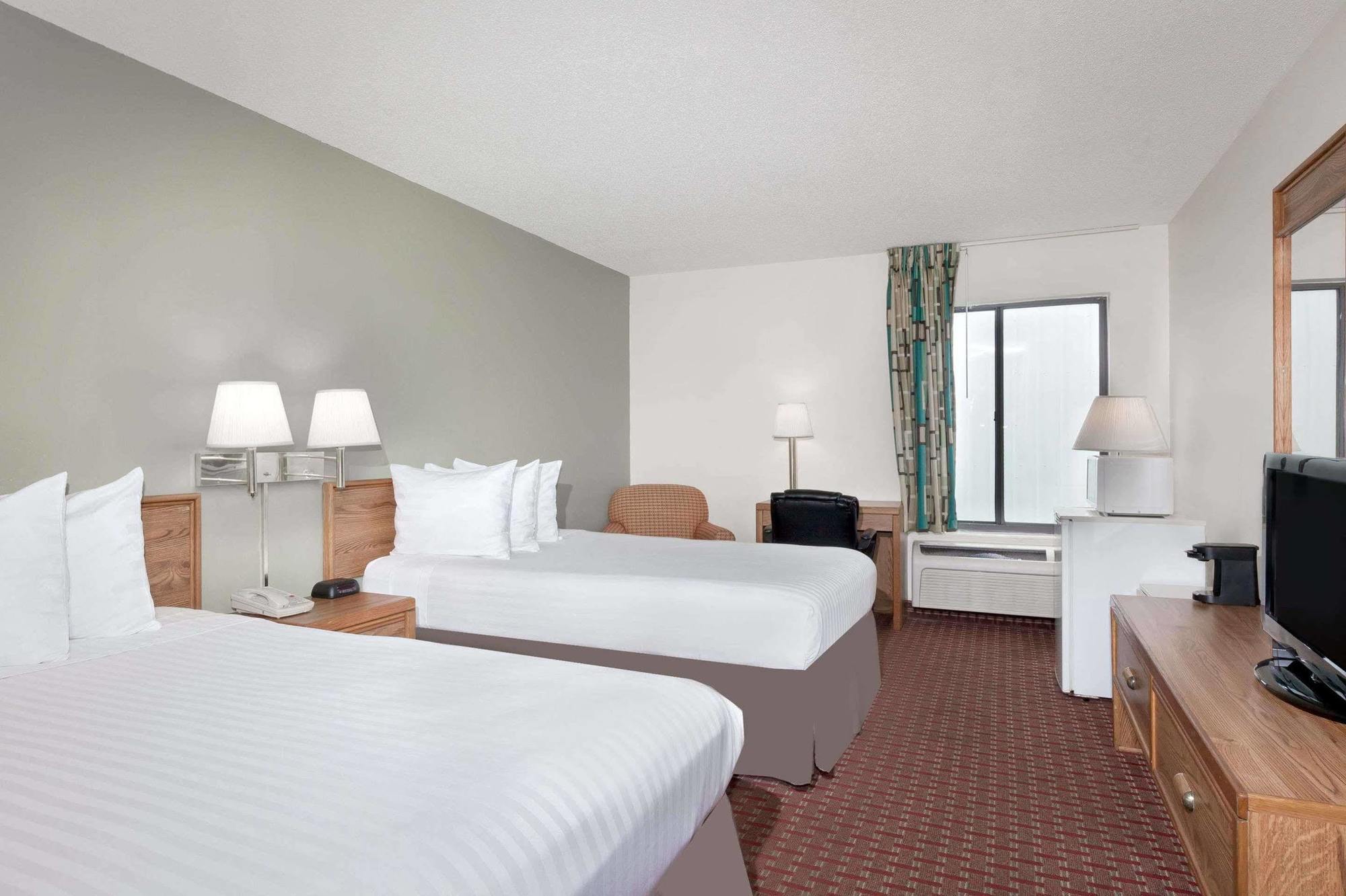 Howard Johnson By Wyndham Scott Lafayette מראה חיצוני תמונה