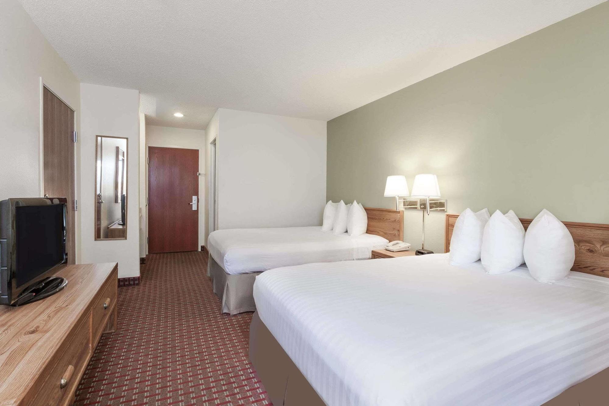 Howard Johnson By Wyndham Scott Lafayette מראה חיצוני תמונה