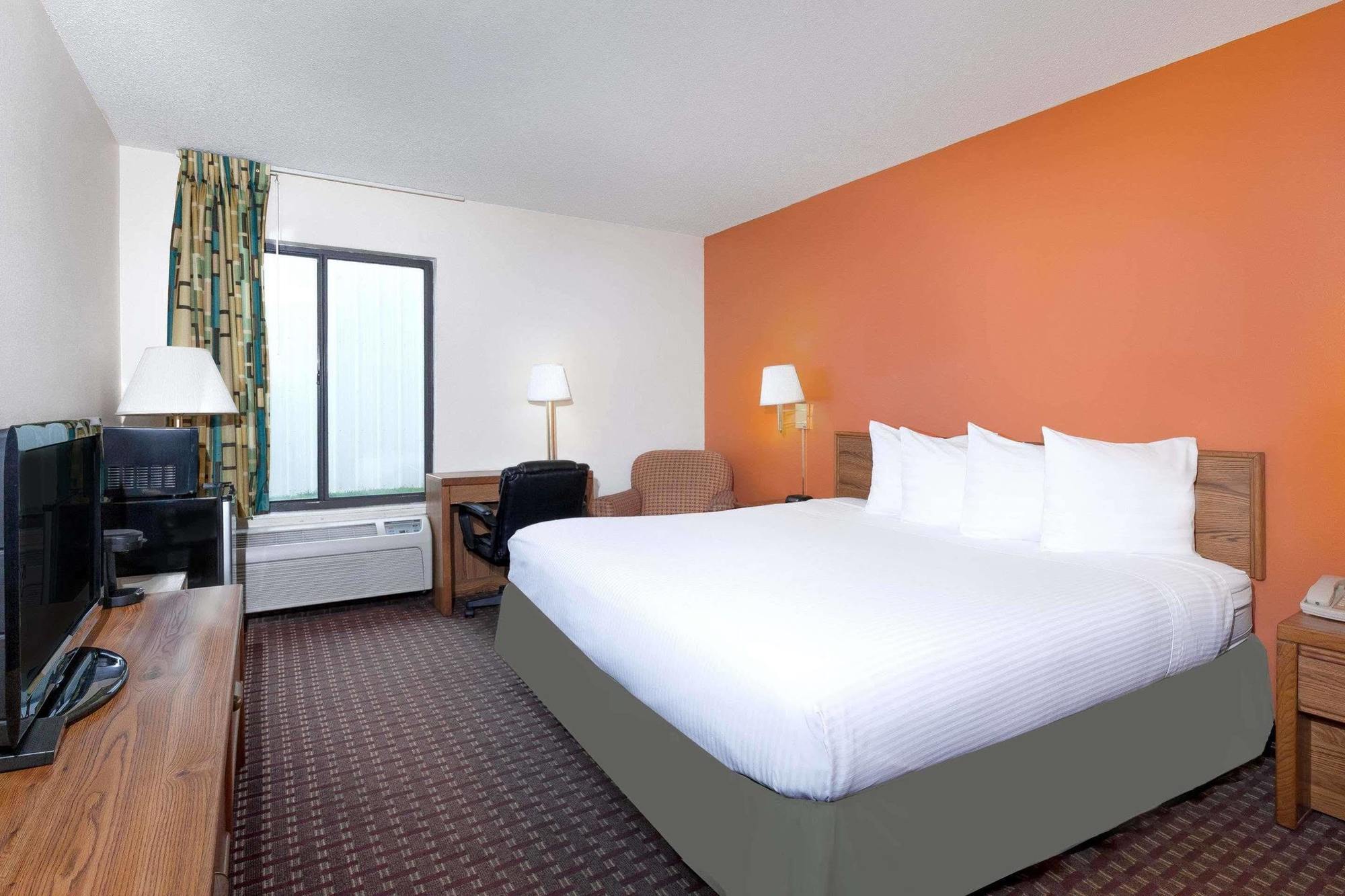 Howard Johnson By Wyndham Scott Lafayette מראה חיצוני תמונה